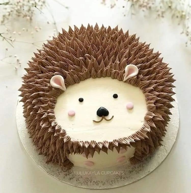 Pin by Dialin Bely on Parties | Hedgehog cake, Animal cakes, Birthday ...
