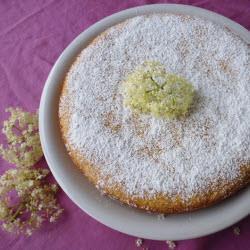 holunderblütentorte mit polenta