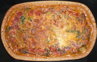 nudel gratin mit tomaten und spinat