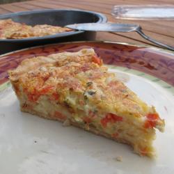 quiche mit räucherlachs und zwiebeln