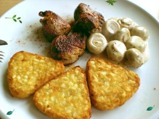 schweinefiletmedaillons mit champignons und röstiecken