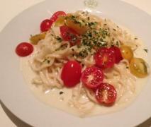 spaghetti gorgonzola mit frischen tomaten