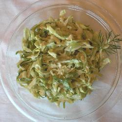 spitzkohlsalat mit dill und fetadressing