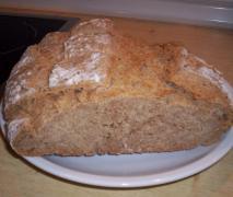 variation von landbrot backhausart mit spezialbrot