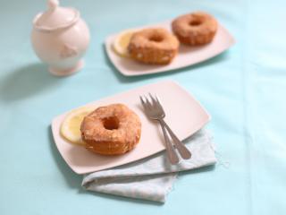 cronut mit zitronenfüllung