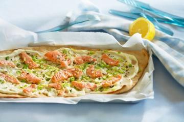 lachs zitronenflammkuchen