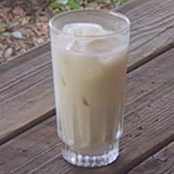 reiscocktail mit rum horchata