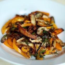 shiitake pilze mit paprika